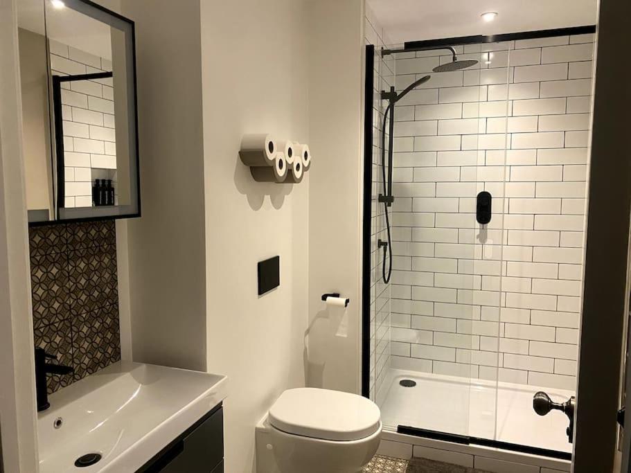 The Retreat, Luxury Studio Apartment In Bath With Parking 外观 照片