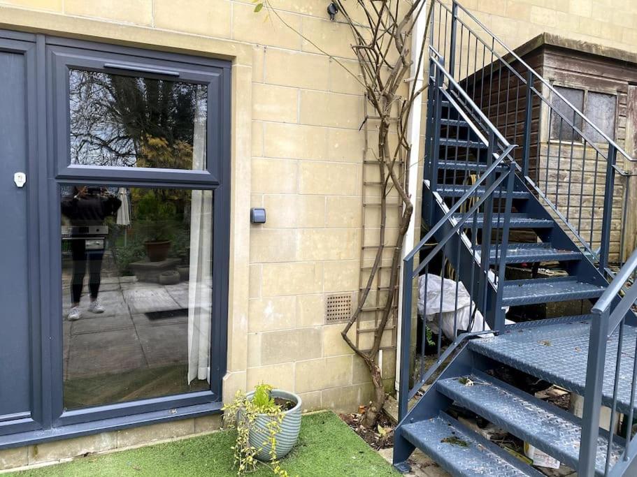The Retreat, Luxury Studio Apartment In Bath With Parking 外观 照片
